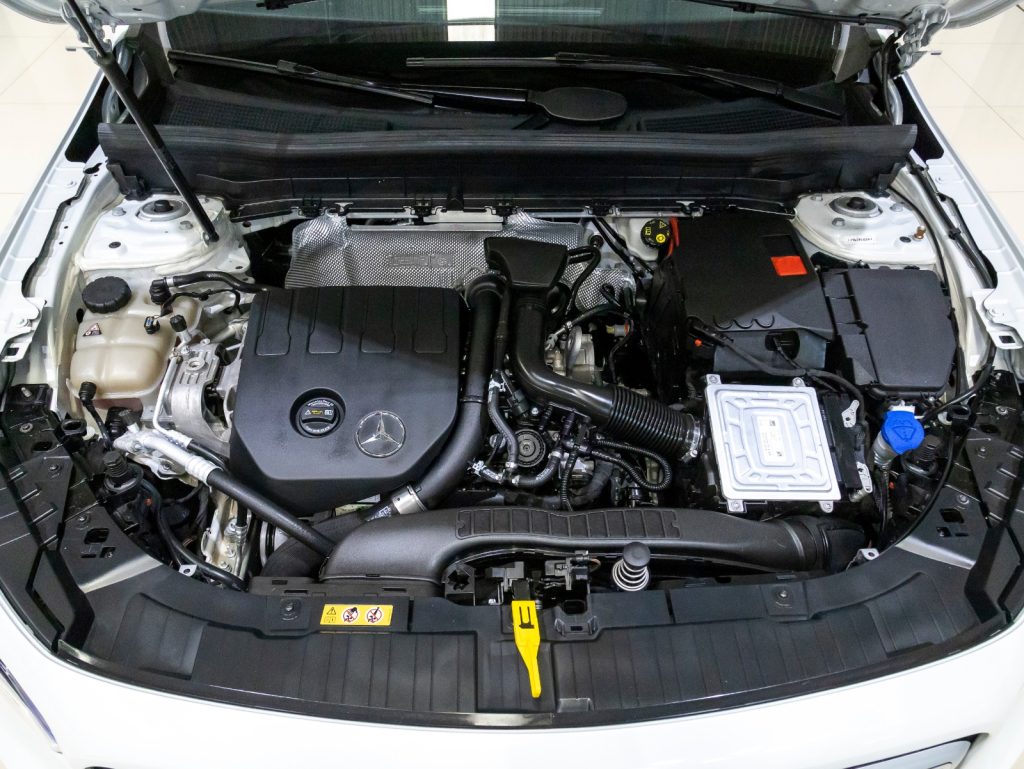 Mercedes-Benz GLB 200