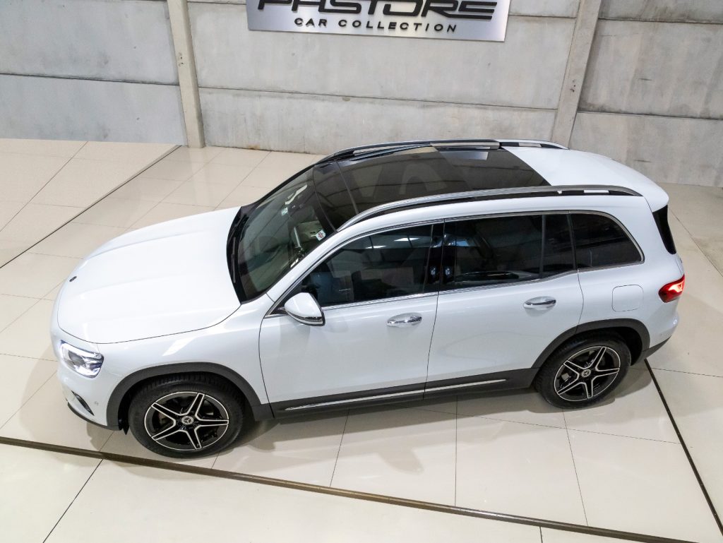 Mercedes-Benz GLB 200