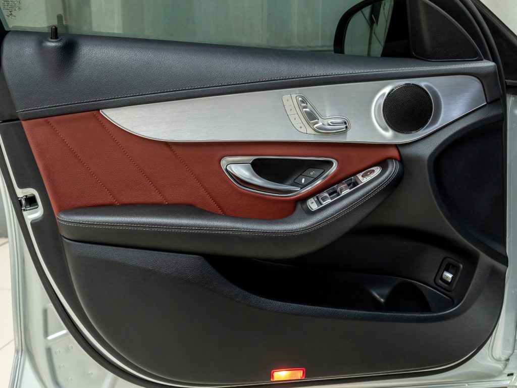 Mercedes-Benz C450 AMG