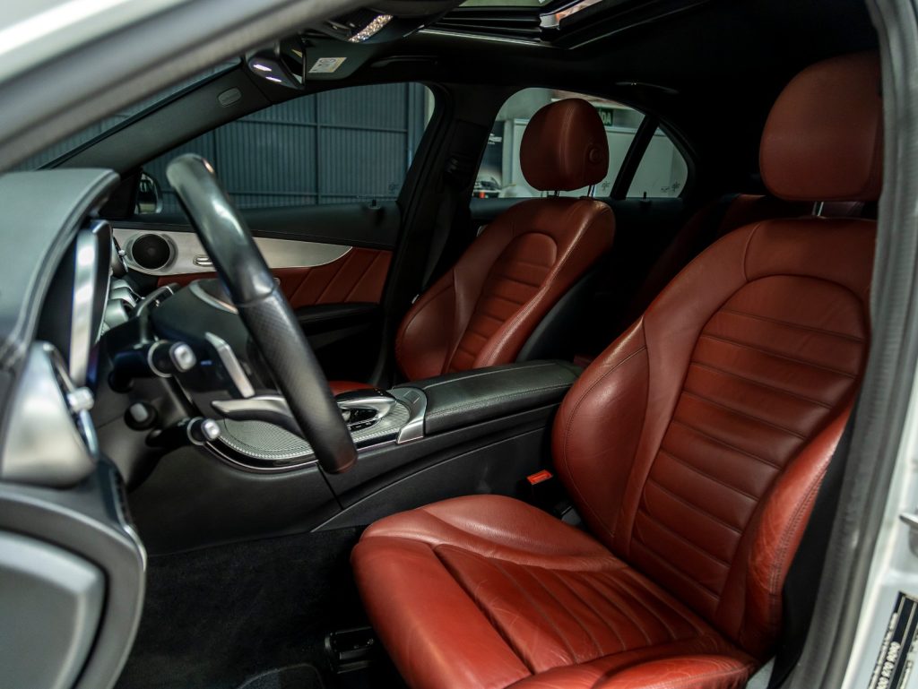 Mercedes-Benz C450 AMG