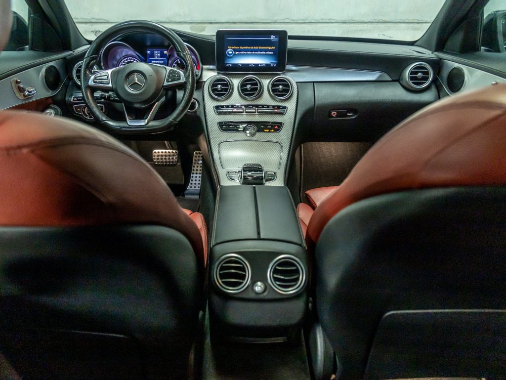 Mercedes-Benz C450 AMG