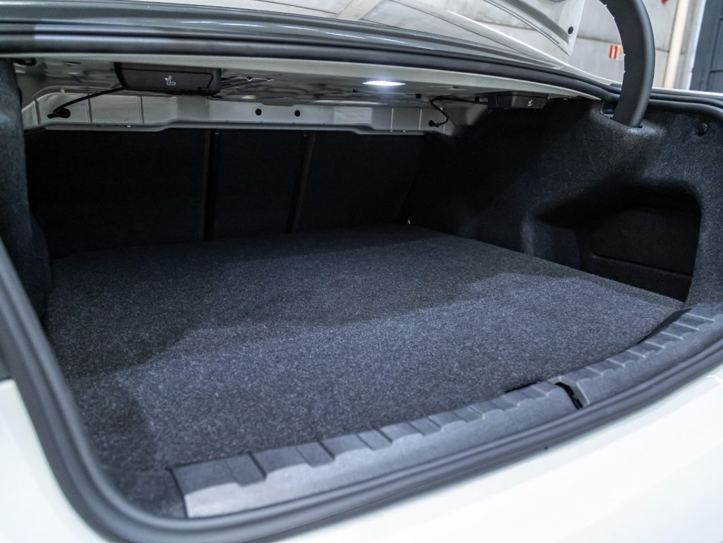 BMW 320i Sport – 2024