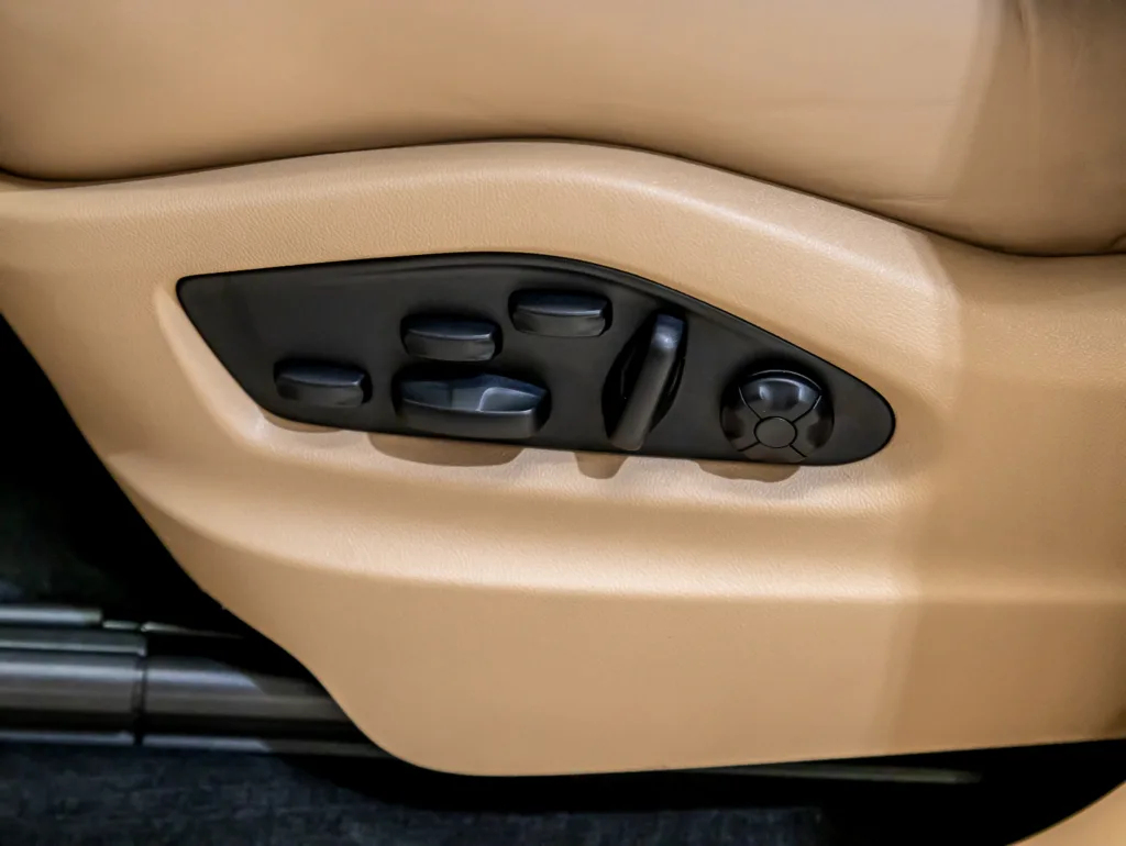 Porsche CAYENNE E-HYBRID COUPÉ 2023