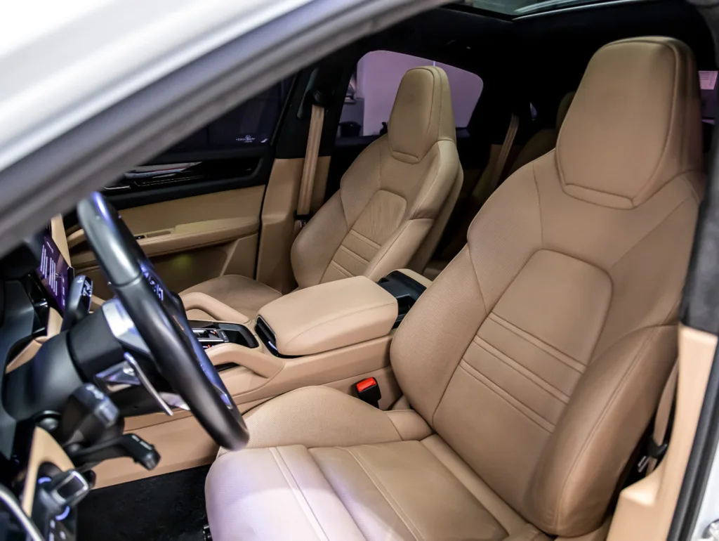 Porsche CAYENNE E-HYBRID COUPÉ 2023