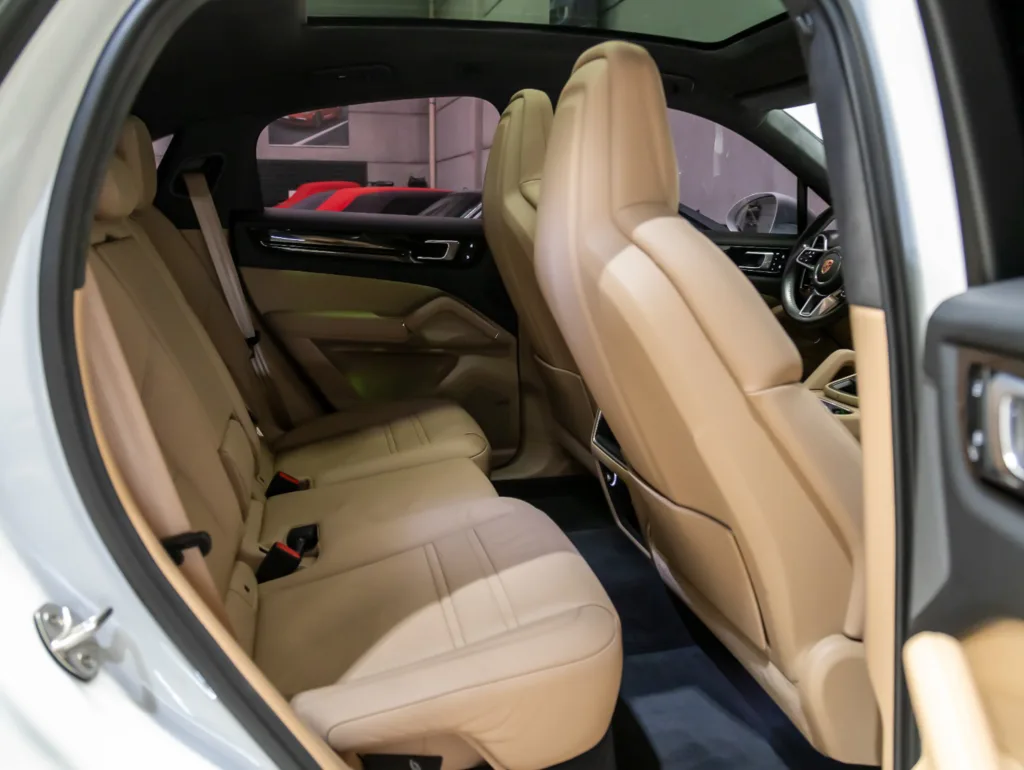 Porsche CAYENNE E-HYBRID COUPÉ 2023