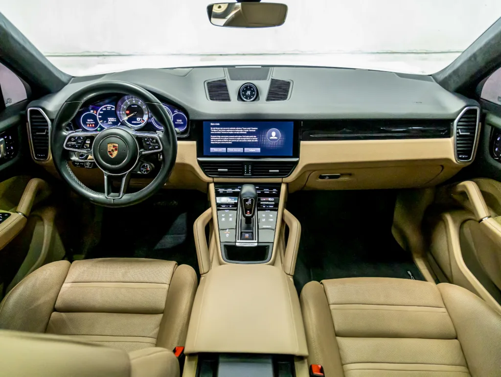 Porsche CAYENNE E-HYBRID COUPÉ 2023