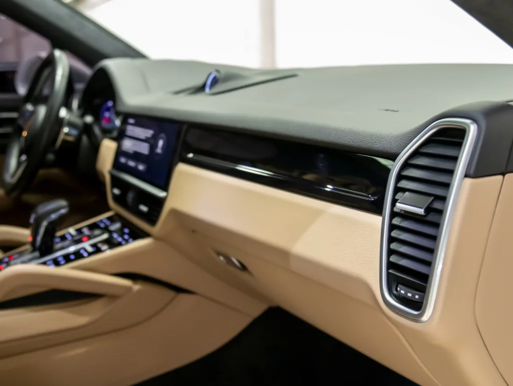 Porsche CAYENNE E-HYBRID COUPÉ 2023