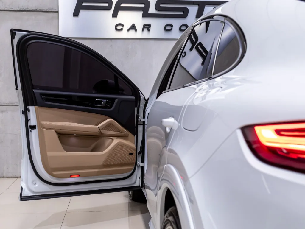 Porsche CAYENNE E-HYBRID COUPÉ 2023