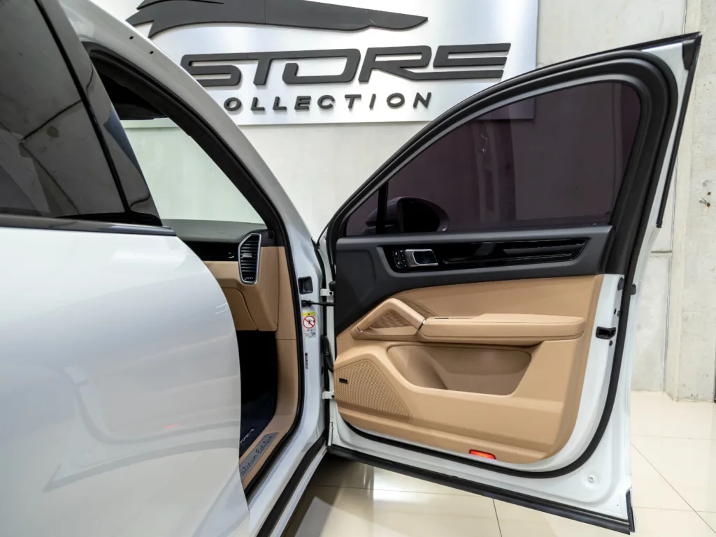 Porsche CAYENNE E-HYBRID COUPÉ 2023