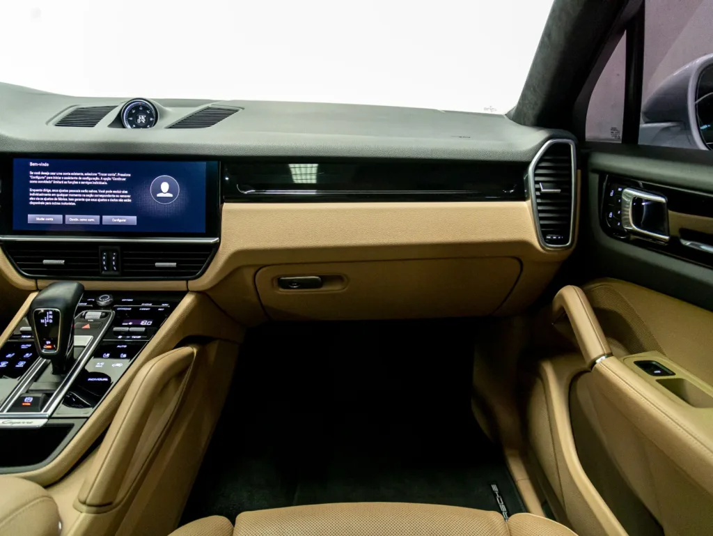 Porsche CAYENNE E-HYBRID COUPÉ 2023