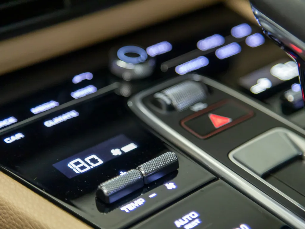 Porsche CAYENNE E-HYBRID COUPÉ 2023