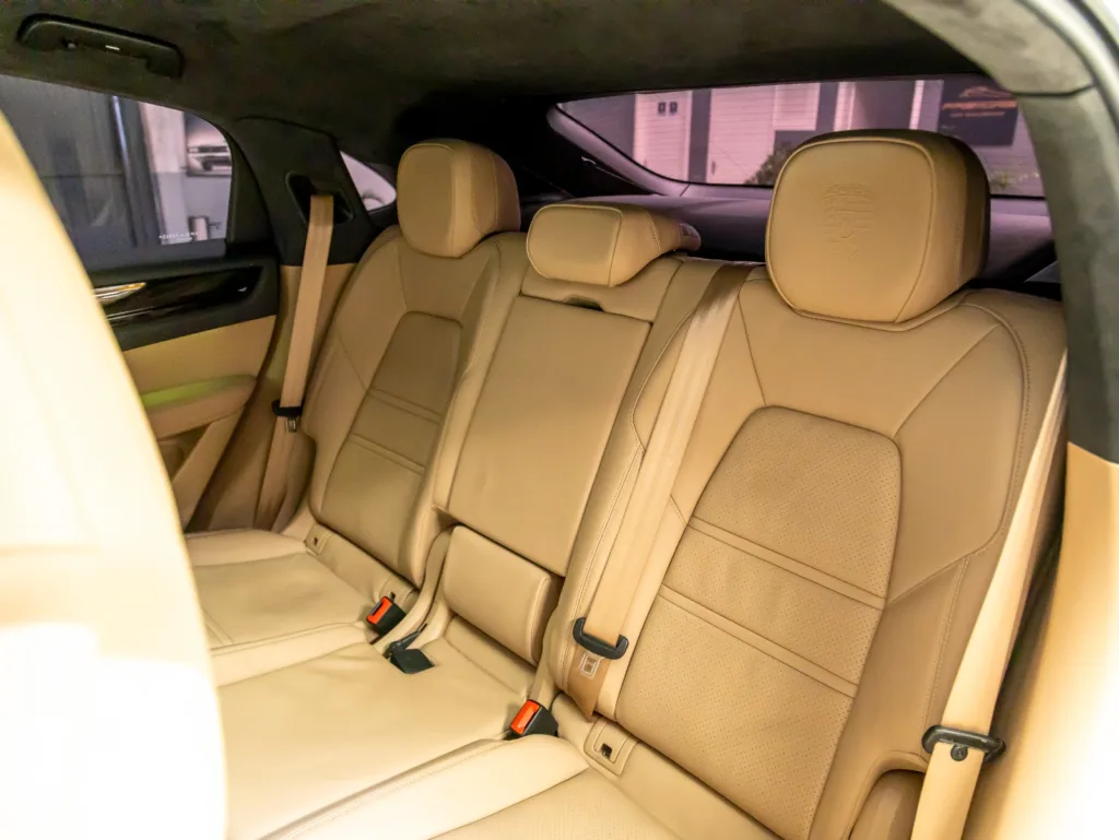 Porsche CAYENNE E-HYBRID COUPÉ 2023