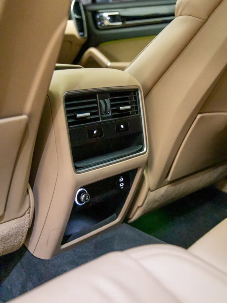 Porsche CAYENNE E-HYBRID COUPÉ 2023