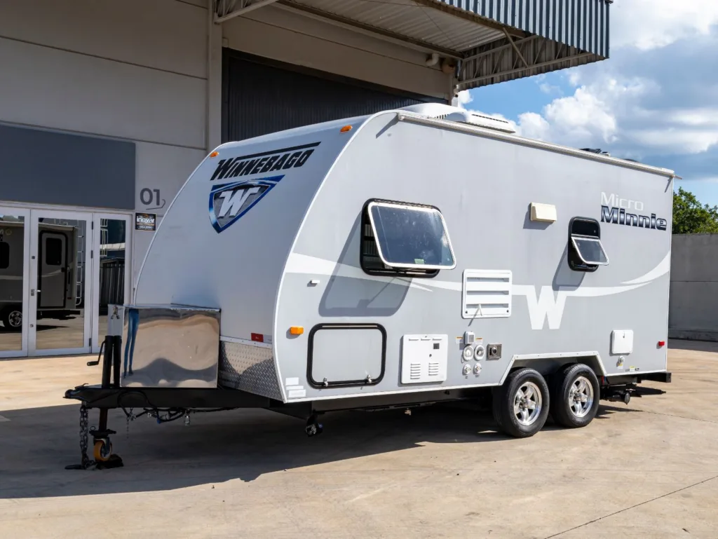 Trailer Winnebago Micro Minnie