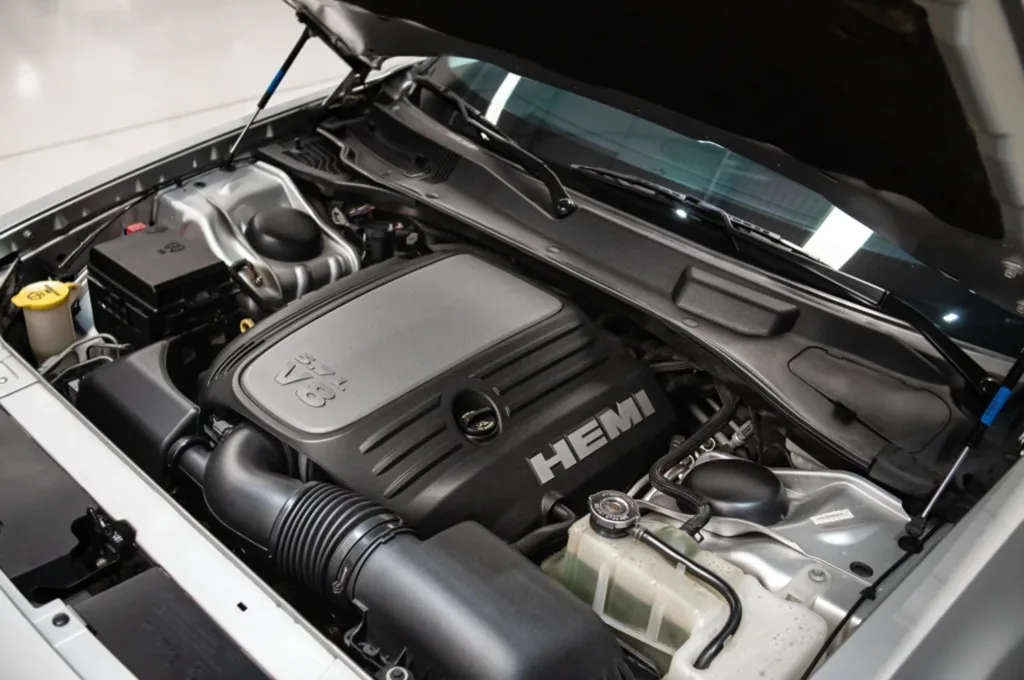 CHRYSLER 300 C V8 5.7 HEMI