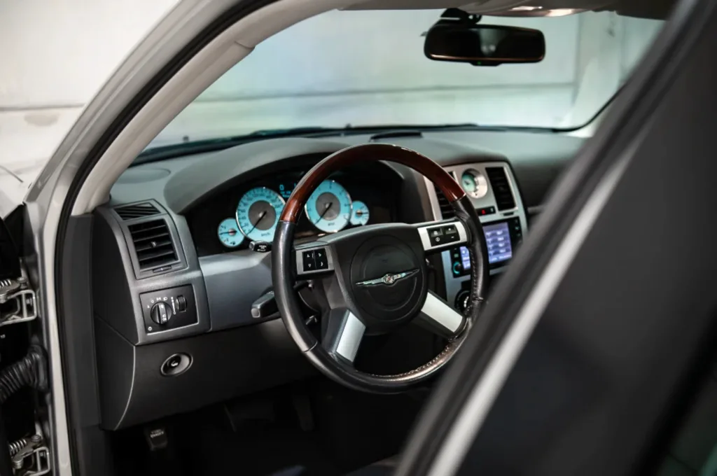 CHRYSLER 300 C V8 5.7 HEMI