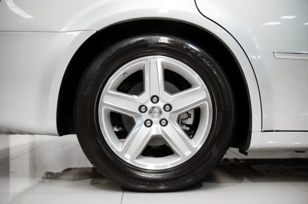 CHRYSLER 300 C V8 5.7 HEMI
