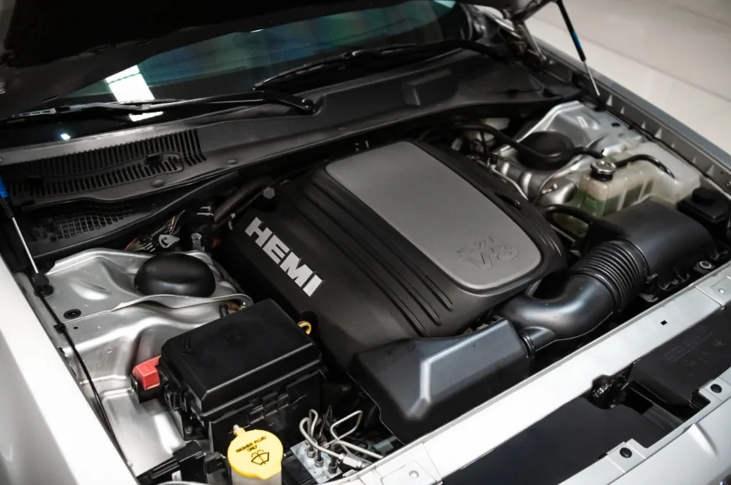 CHRYSLER 300 C V8 5.7 HEMI