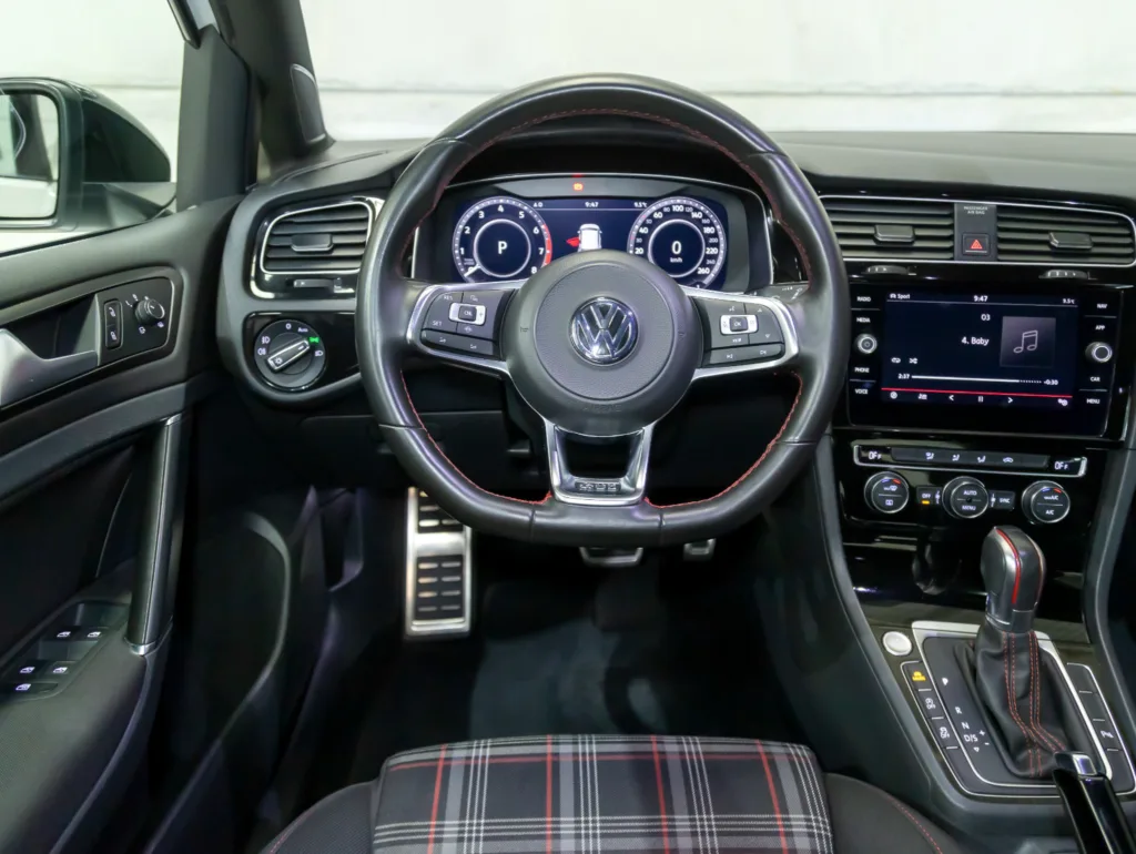VW Golf GTI – 2019