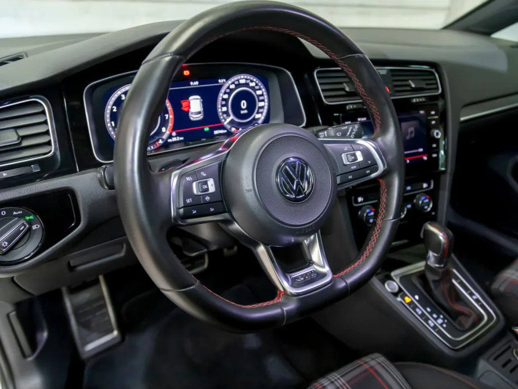 VW Golf GTI – 2019
