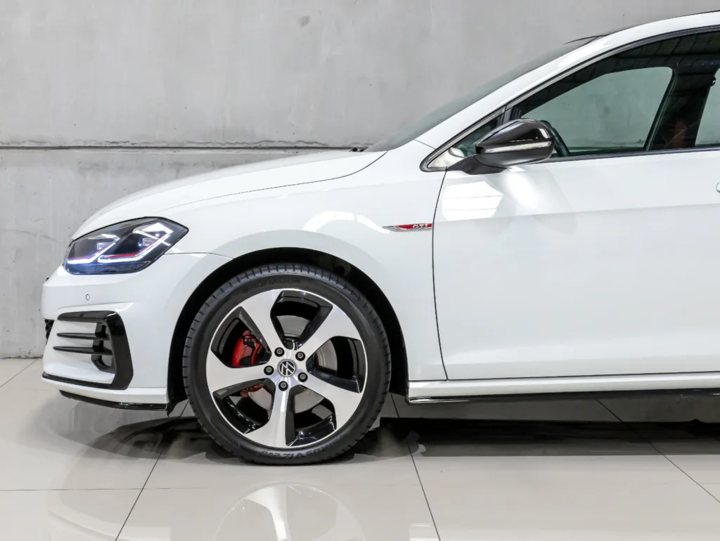 VW Golf GTI – 2019