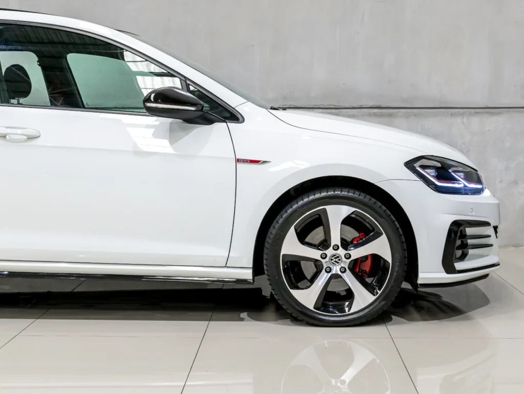 VW Golf GTI – 2019