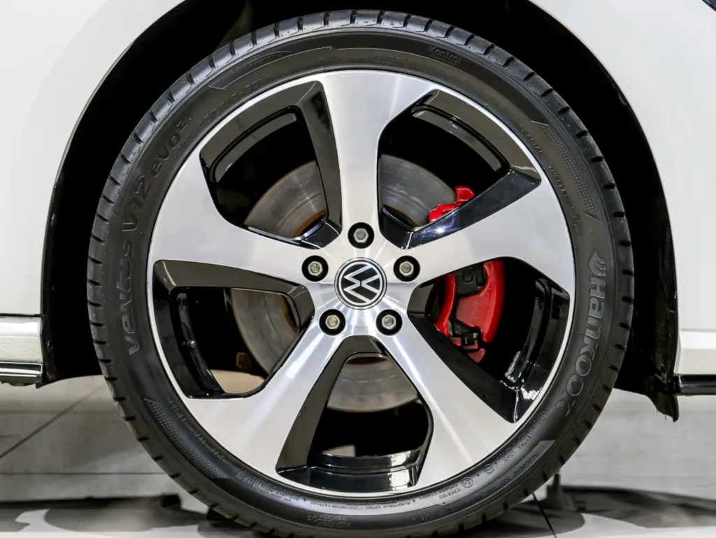 VW Golf GTI – 2019