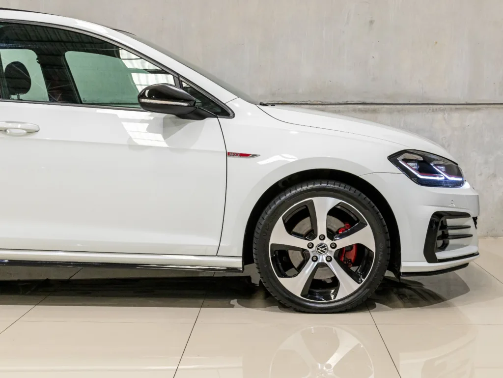 VW Golf GTI – 2019