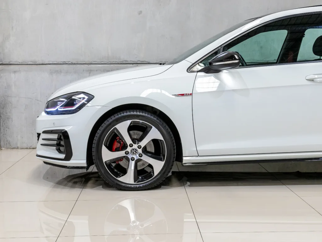 VW Golf GTI – 2019