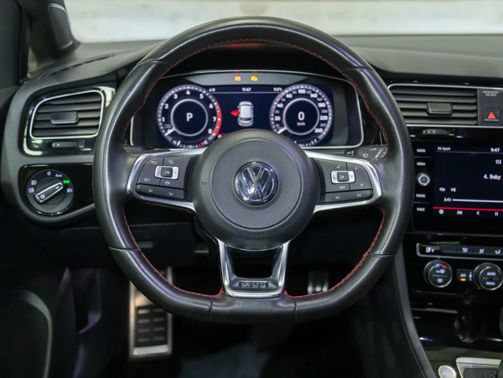 VW Golf GTI – 2019