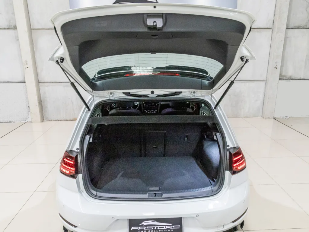 VW Golf GTI – 2019