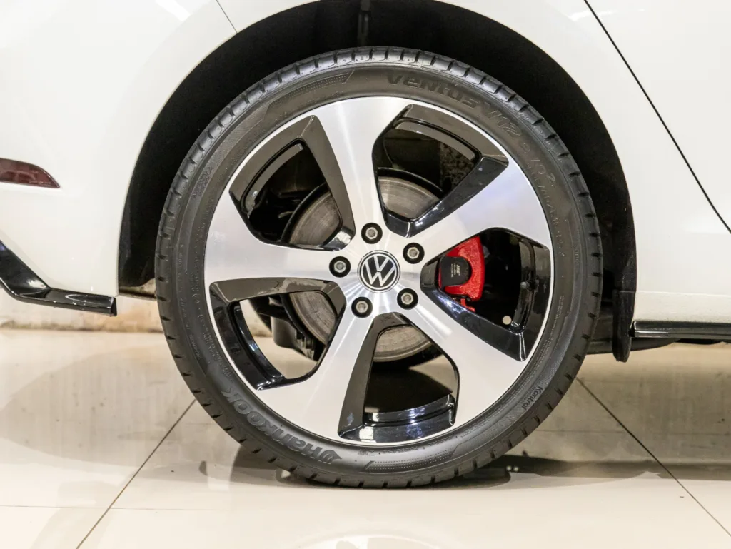 VW Golf GTI – 2019
