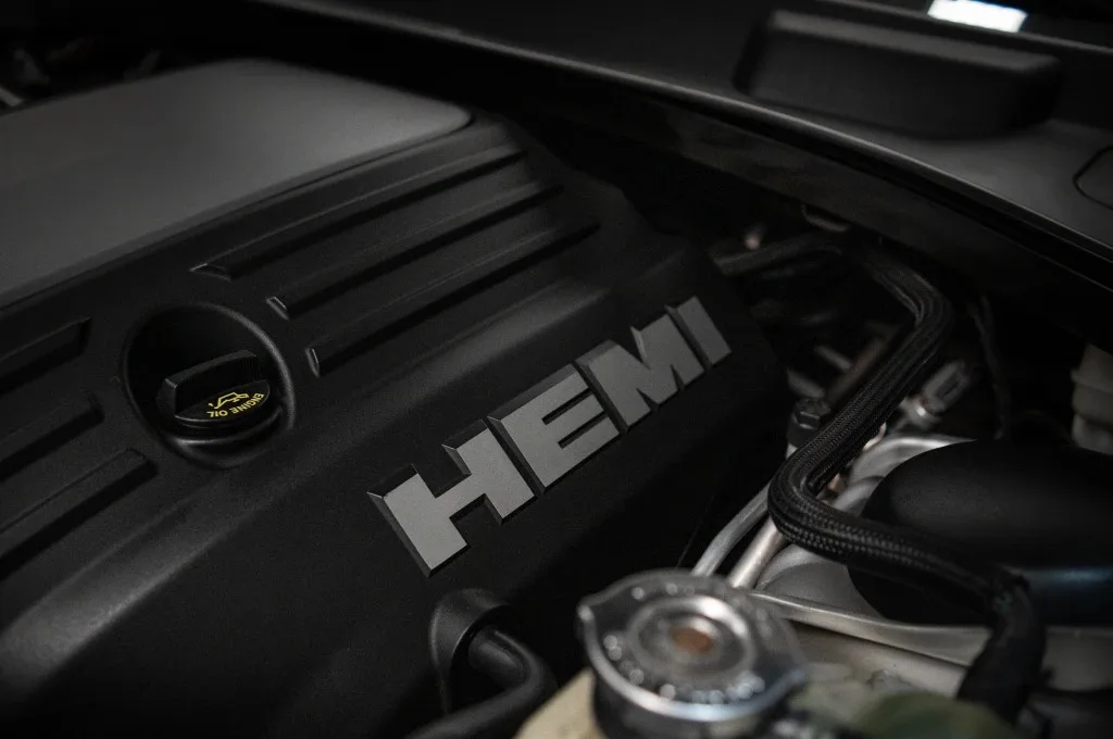 CHRYSLER 300 C V8 5.7 HEMI