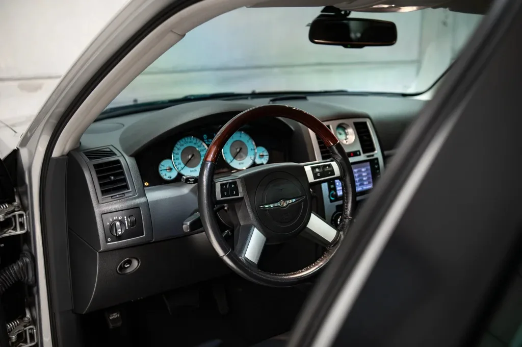 CHRYSLER 300 C V8 5.7 HEMI