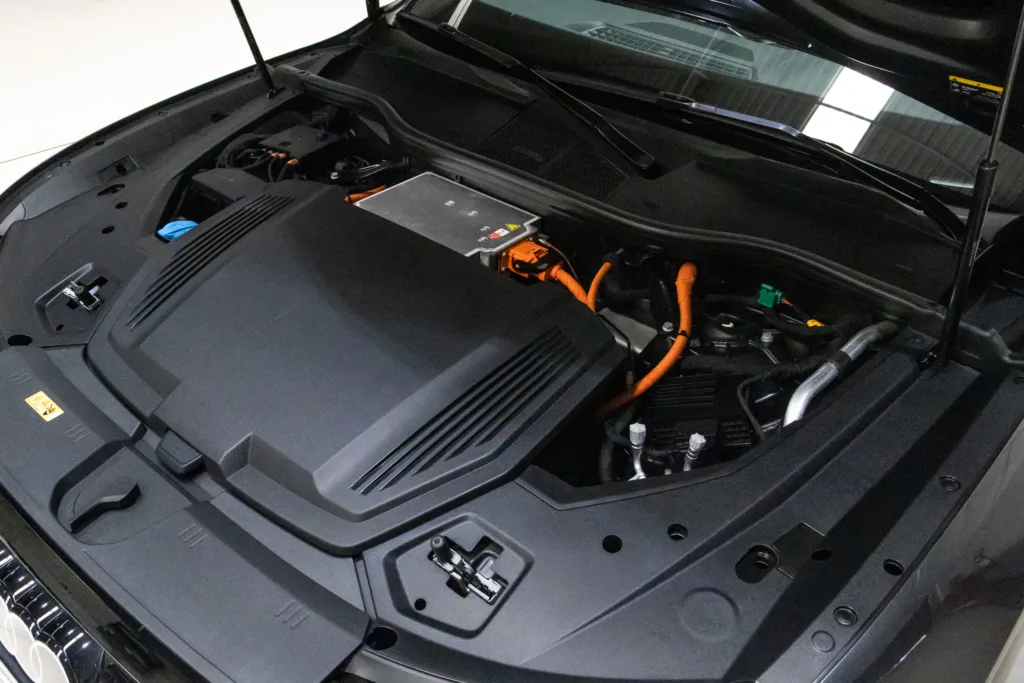 Audi Q8 E-tron Sportback Performance Black Quattro 2024