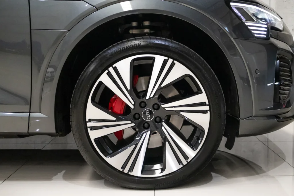 Audi Q8 E-tron Sportback Performance Black Quattro 2024