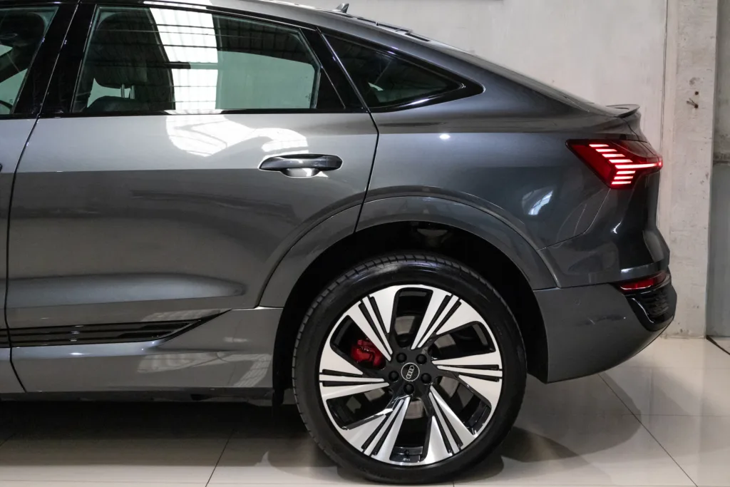 Audi Q8 E-tron Sportback Performance Black Quattro 2024