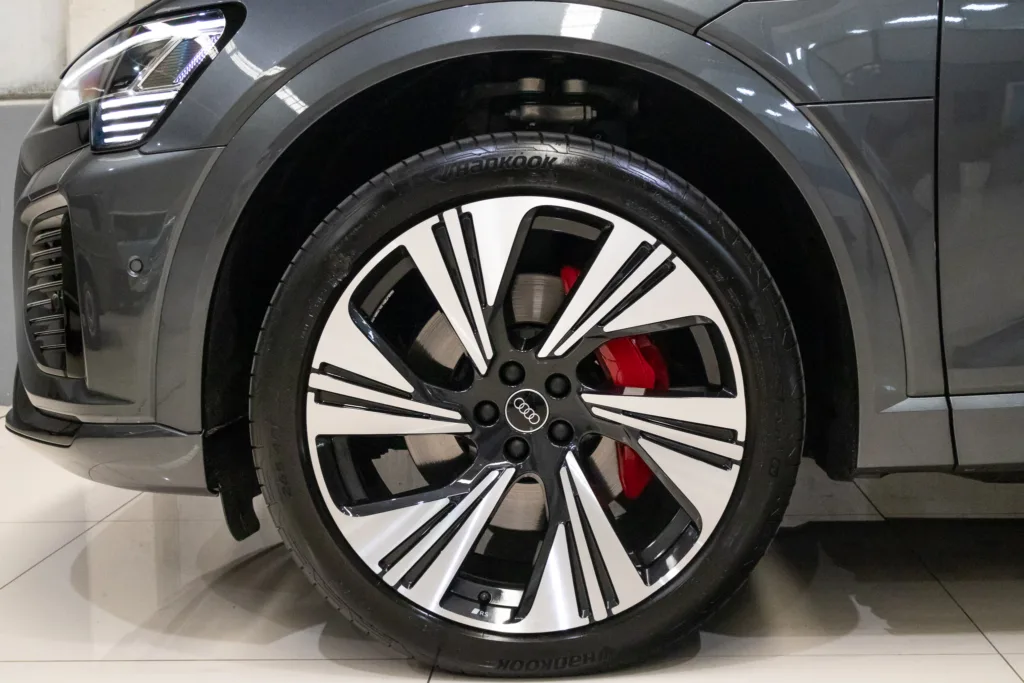 Audi Q8 E-tron Sportback Performance Black Quattro 2024