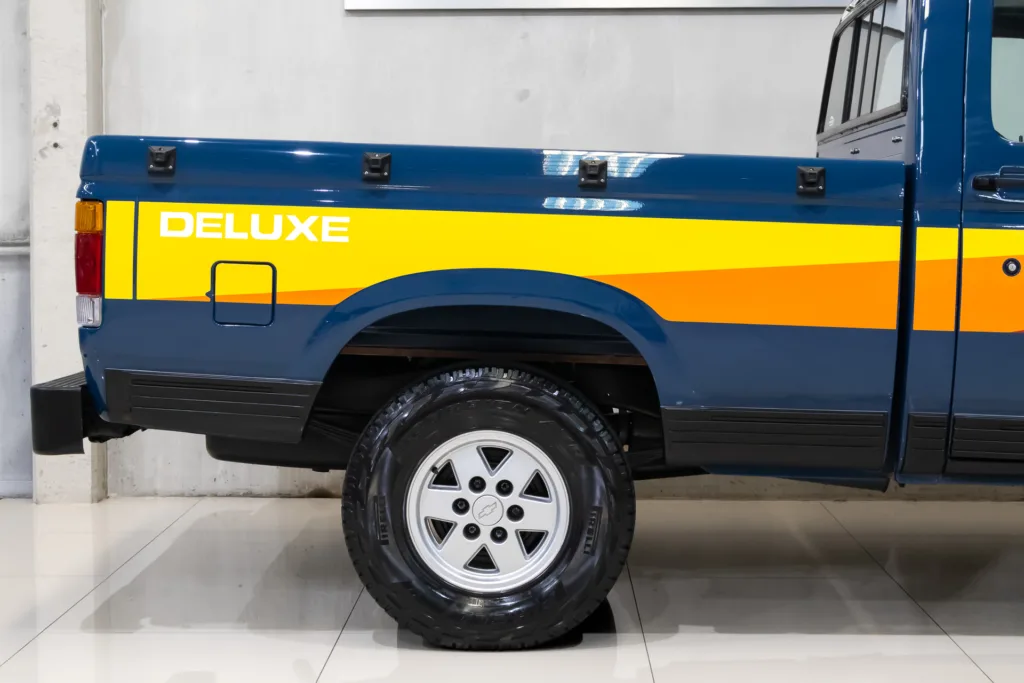 Chevrolet D20 Deluxe – 1988