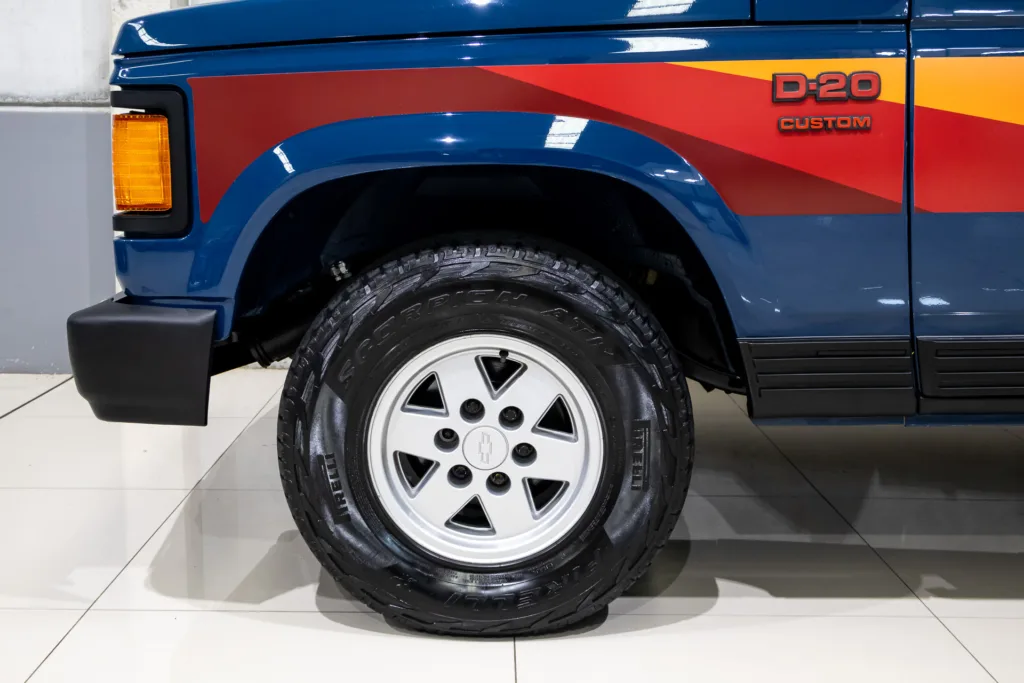 Chevrolet D20 Deluxe – 1988