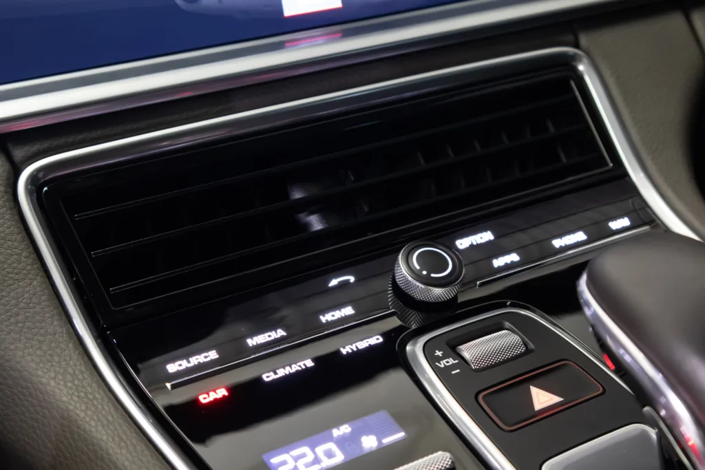 Porsche Panamera 4 E-Hybrid Sport Turismo – 2020