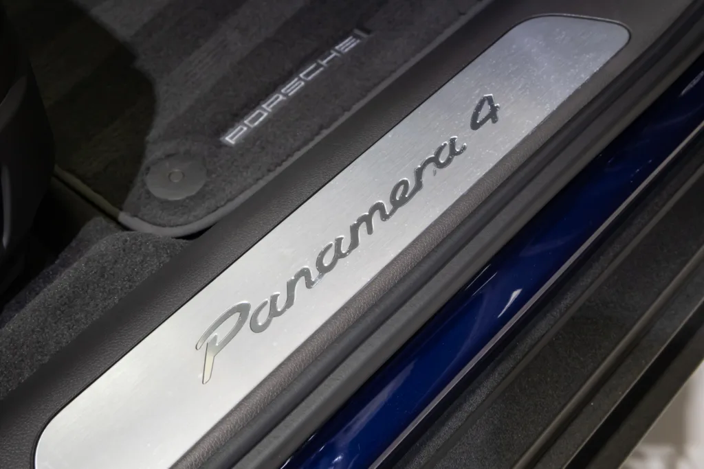 Porsche Panamera 4 E-Hybrid Sport Turismo – 2020