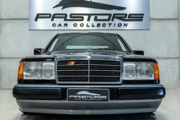 Mercedes-Benz E200 – 1993