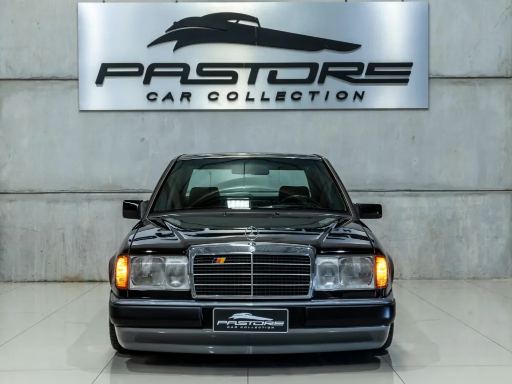 Mercedes-Benz E200 – 1993