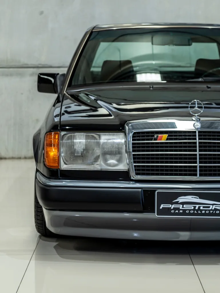 Mercedes-Benz E200 – 1993