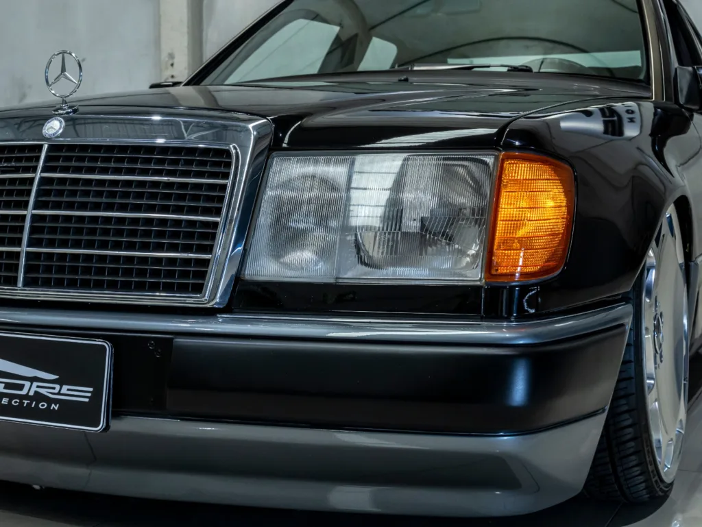 Mercedes-Benz E200 – 1993