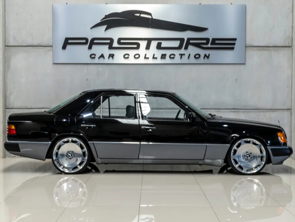 Mercedes-Benz E200 – 1993