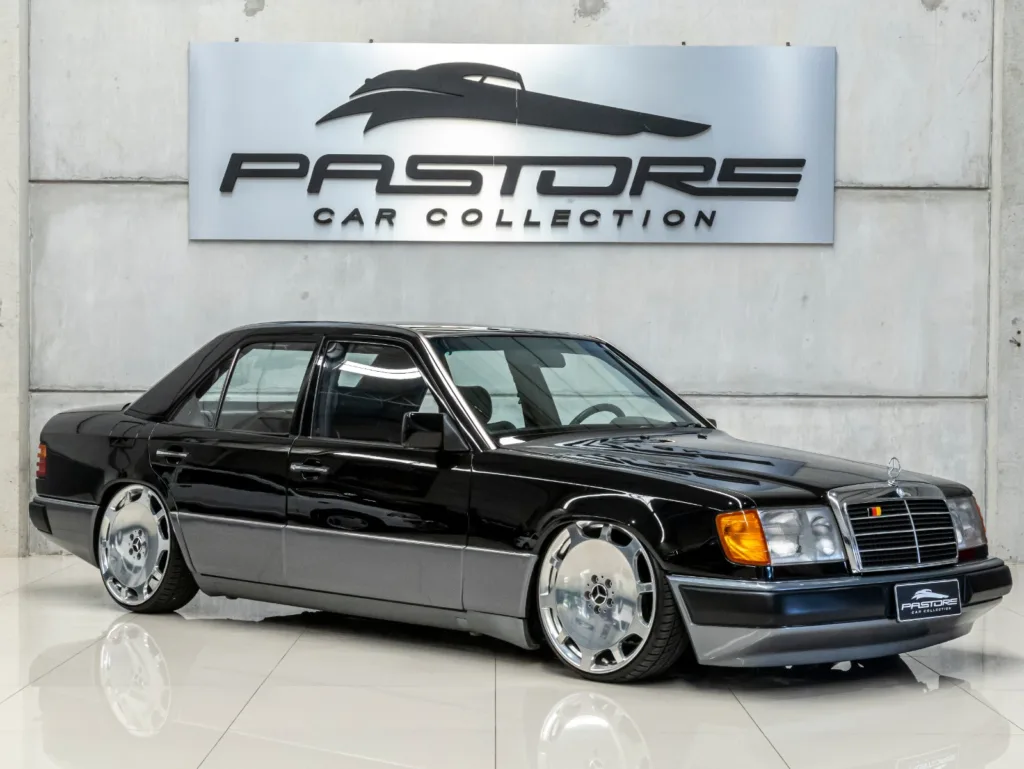 Mercedes-Benz E200 – 1993