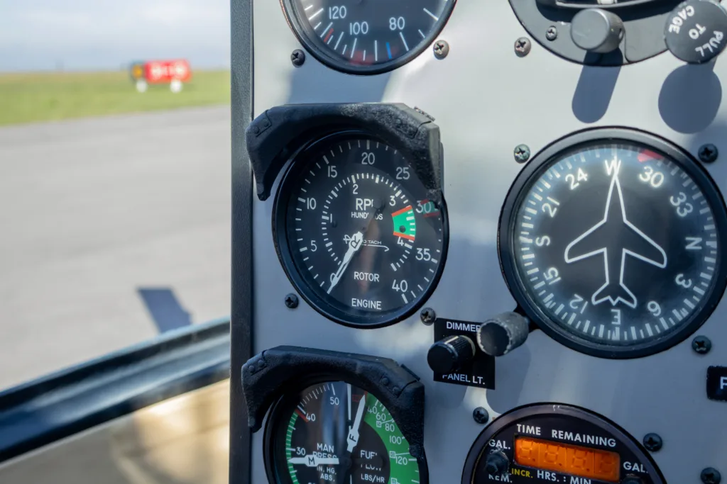 HELICÓPTERO ENSTROM 280FX – 1991