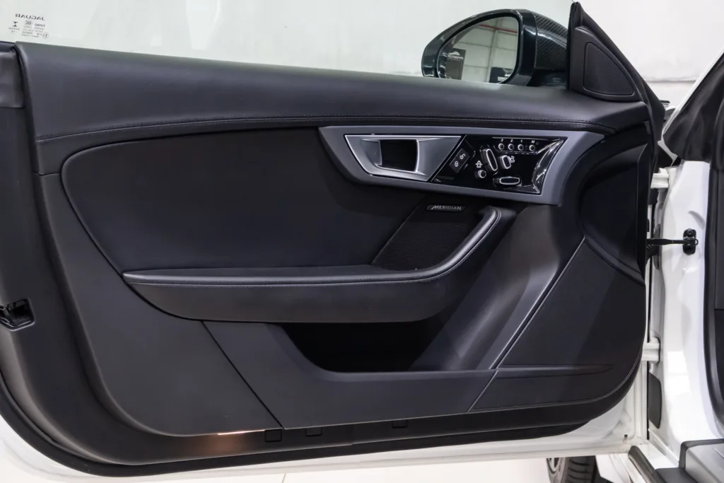 Jaguar F-Type Scoupe – 2015